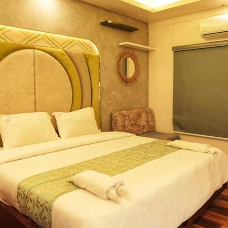 Victoria Houseboats Hotel Alappuzha Ngoại thất bức ảnh