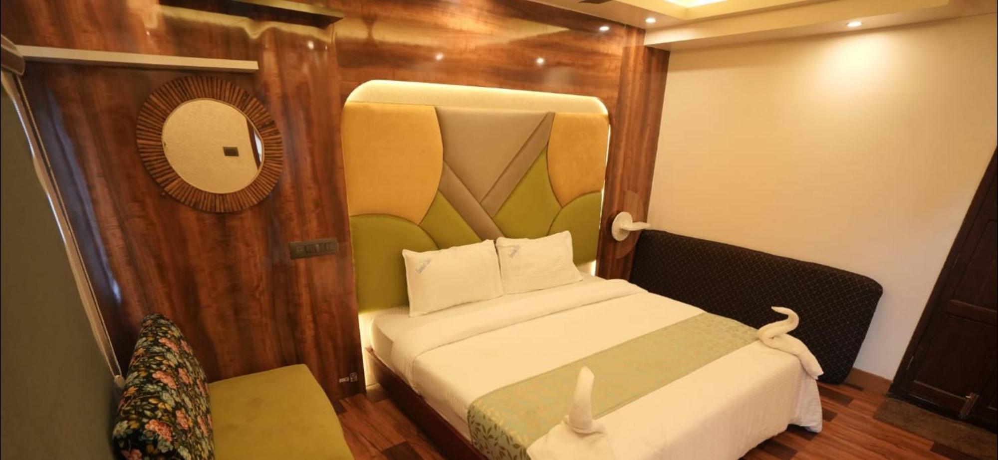 Victoria Houseboats Hotel Alappuzha Ngoại thất bức ảnh