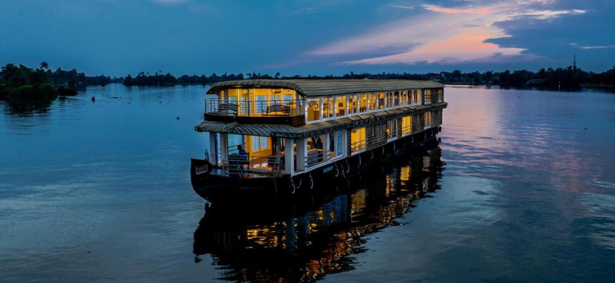 Victoria Houseboats Hotel Alappuzha Ngoại thất bức ảnh
