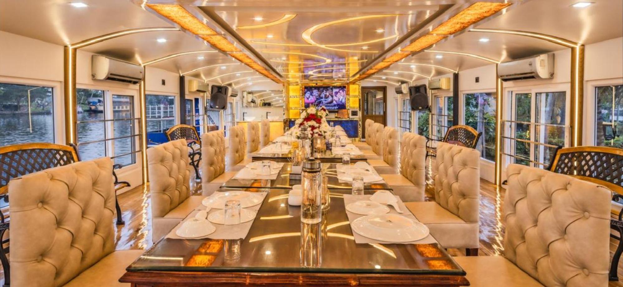 Victoria Houseboats Hotel Alappuzha Ngoại thất bức ảnh